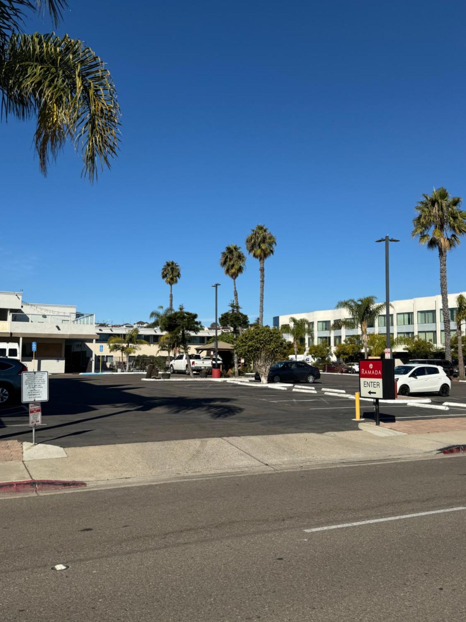 Ramada By Wyndham San Diego Airport Hotel Exterior photo