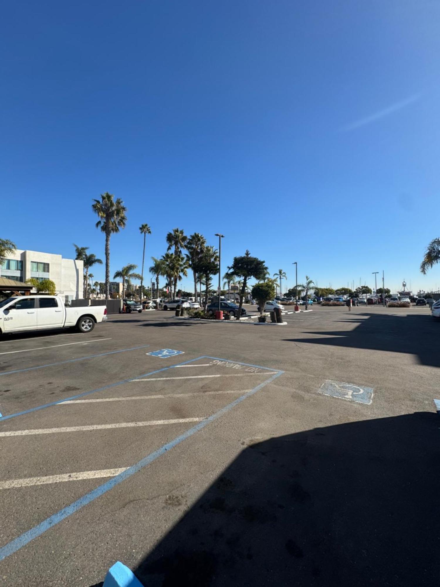 Ramada By Wyndham San Diego Airport Hotel Exterior photo